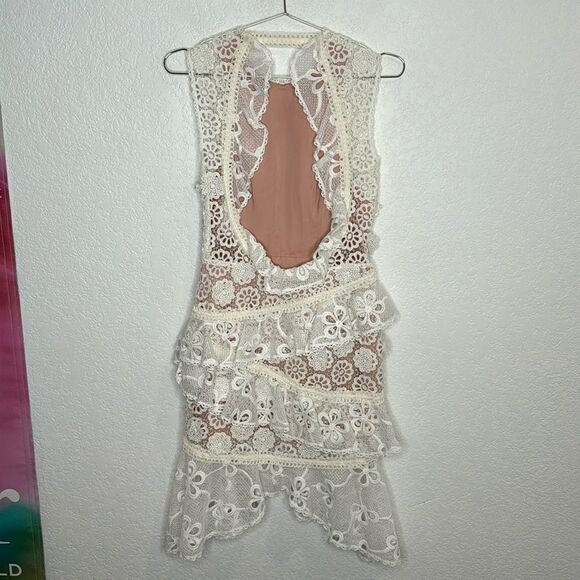NWT Alexis Arleigh White Ruffle Guptiere Lace Dress XS - Picture 6 of 16